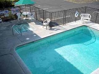 Econo & - Wine Country Area 2* Lodi