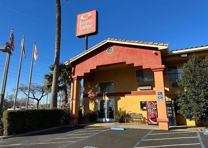 Econo Lodge Inn & Suites Lodi - Wine Country Area