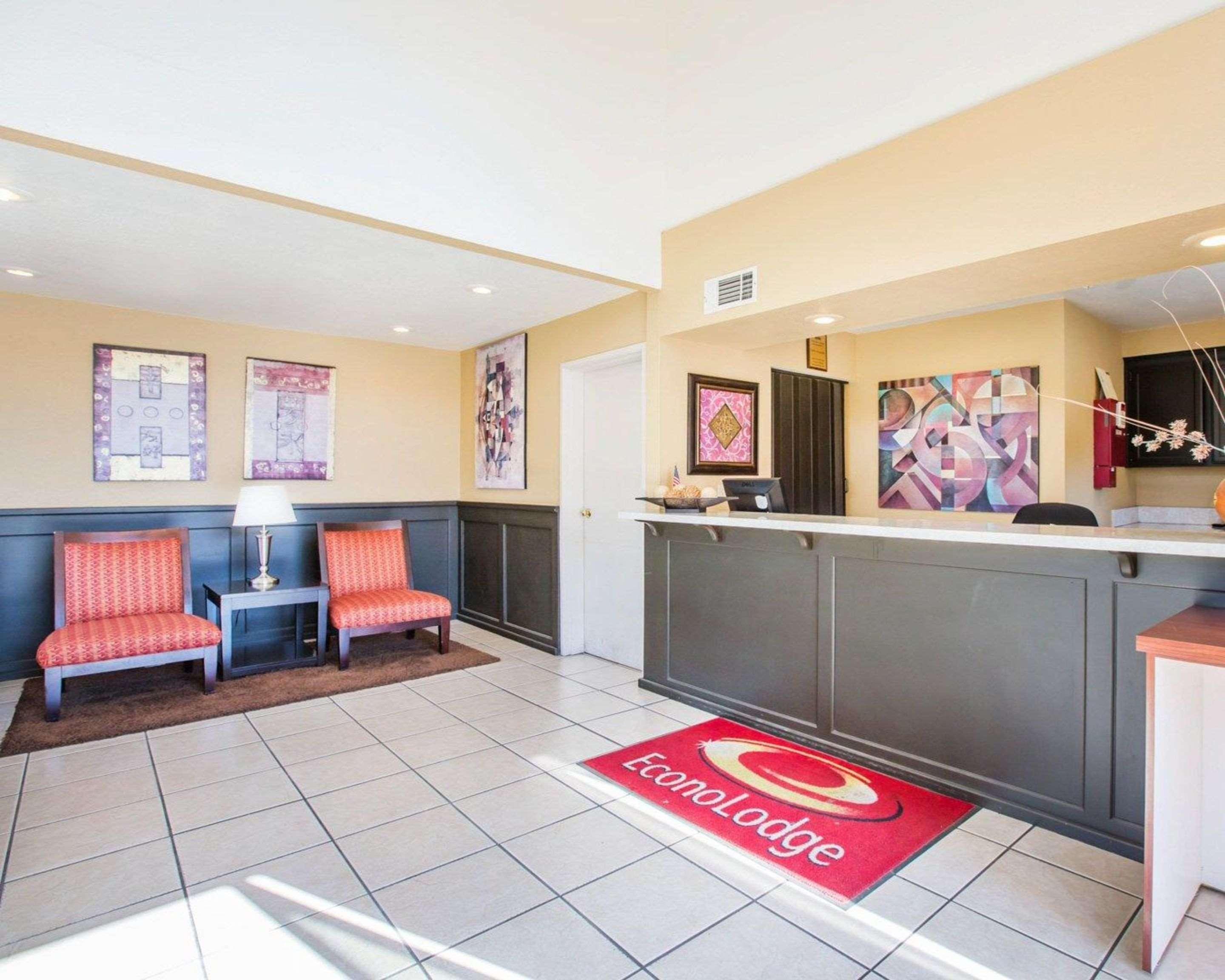Econo & - Wine Country Area Lodi