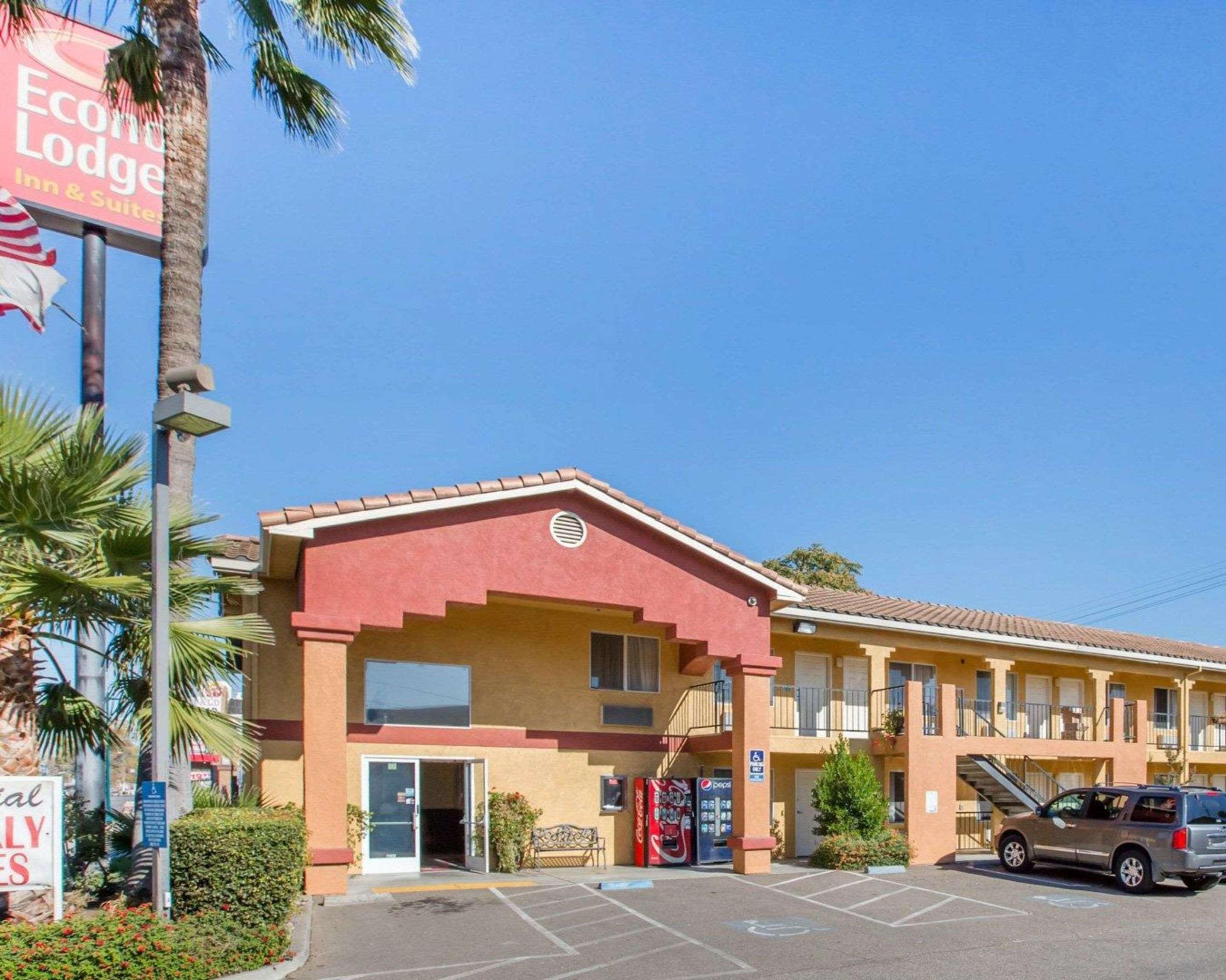 Hotel Econo & - Wine Country Area Lodi