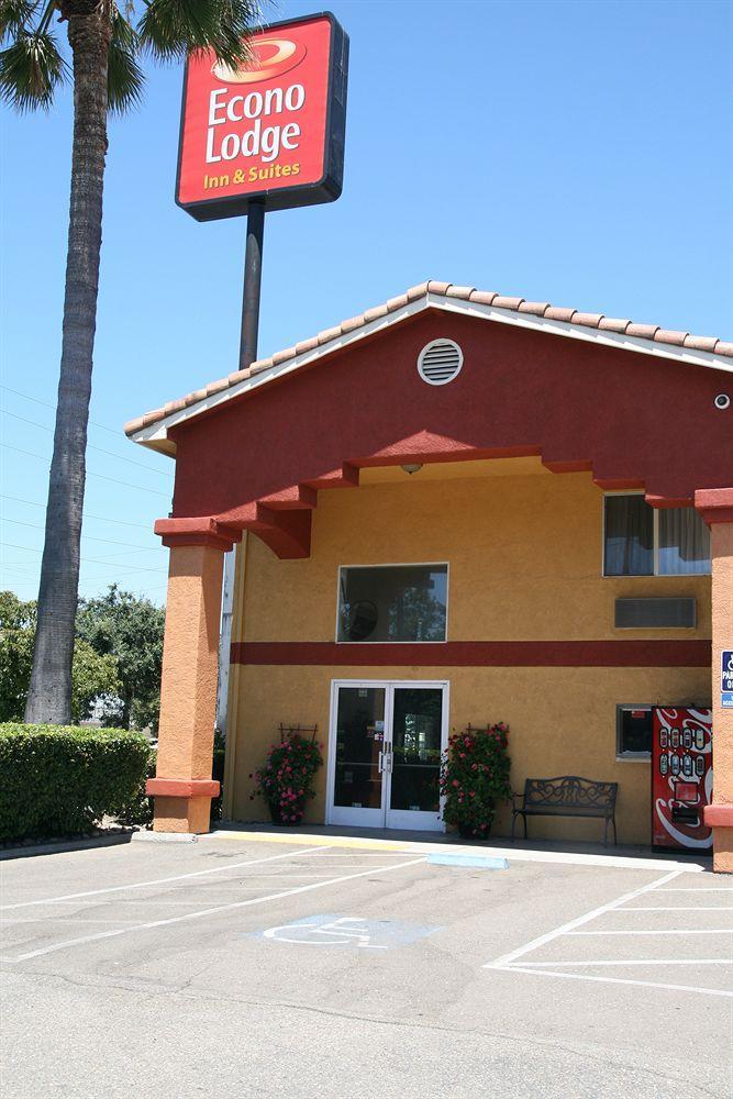 Econo & - Wine Country Area Hotel