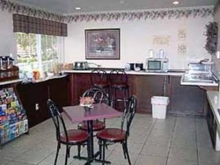 Econo & - Wine Country Area Hotel 2*