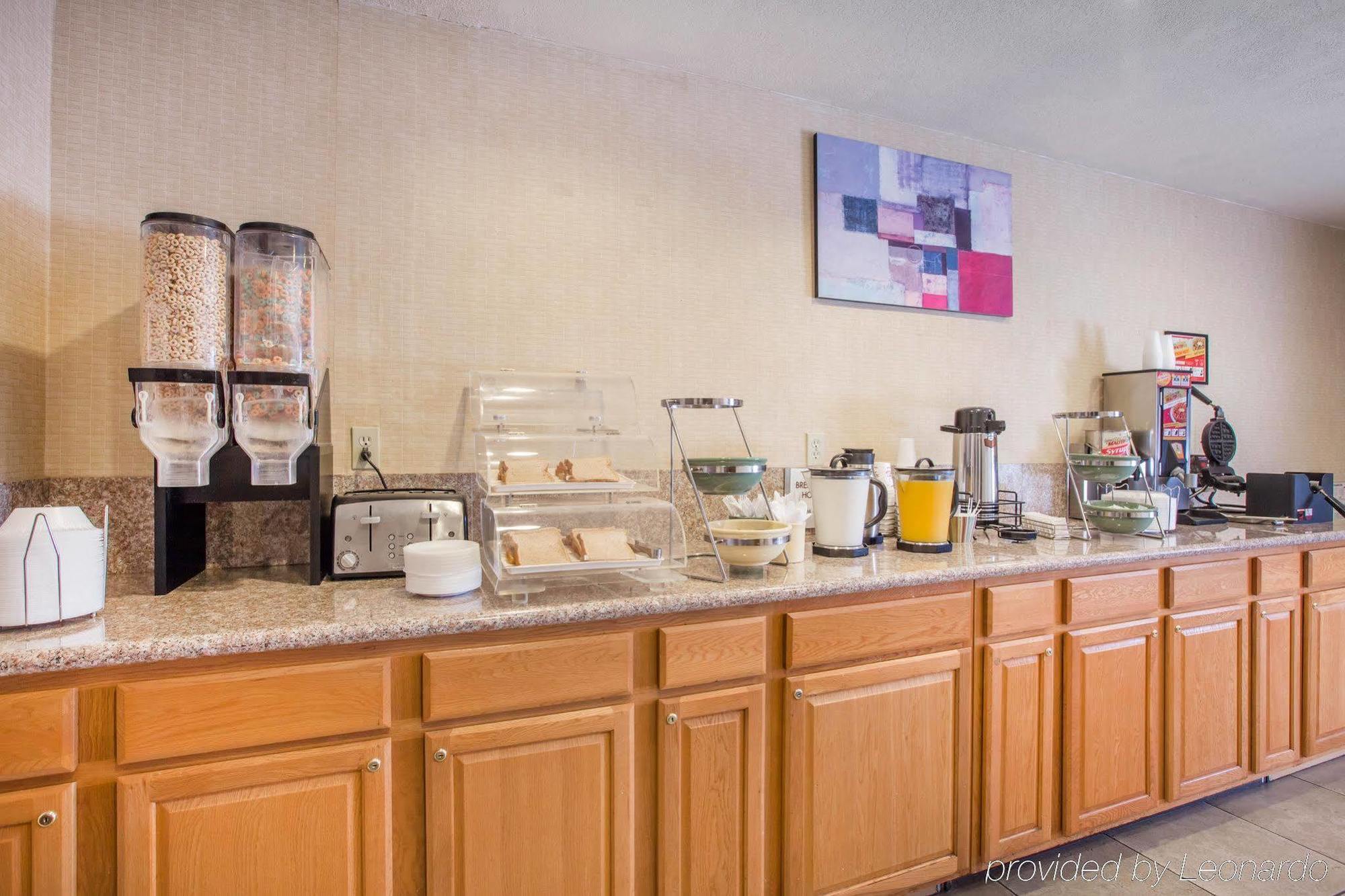 Econo & - Wine Country Area Hotel 2*