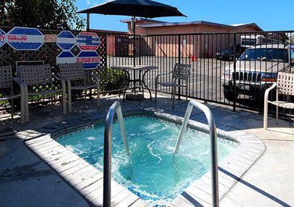 Econo & - Wine Country Area Lodi